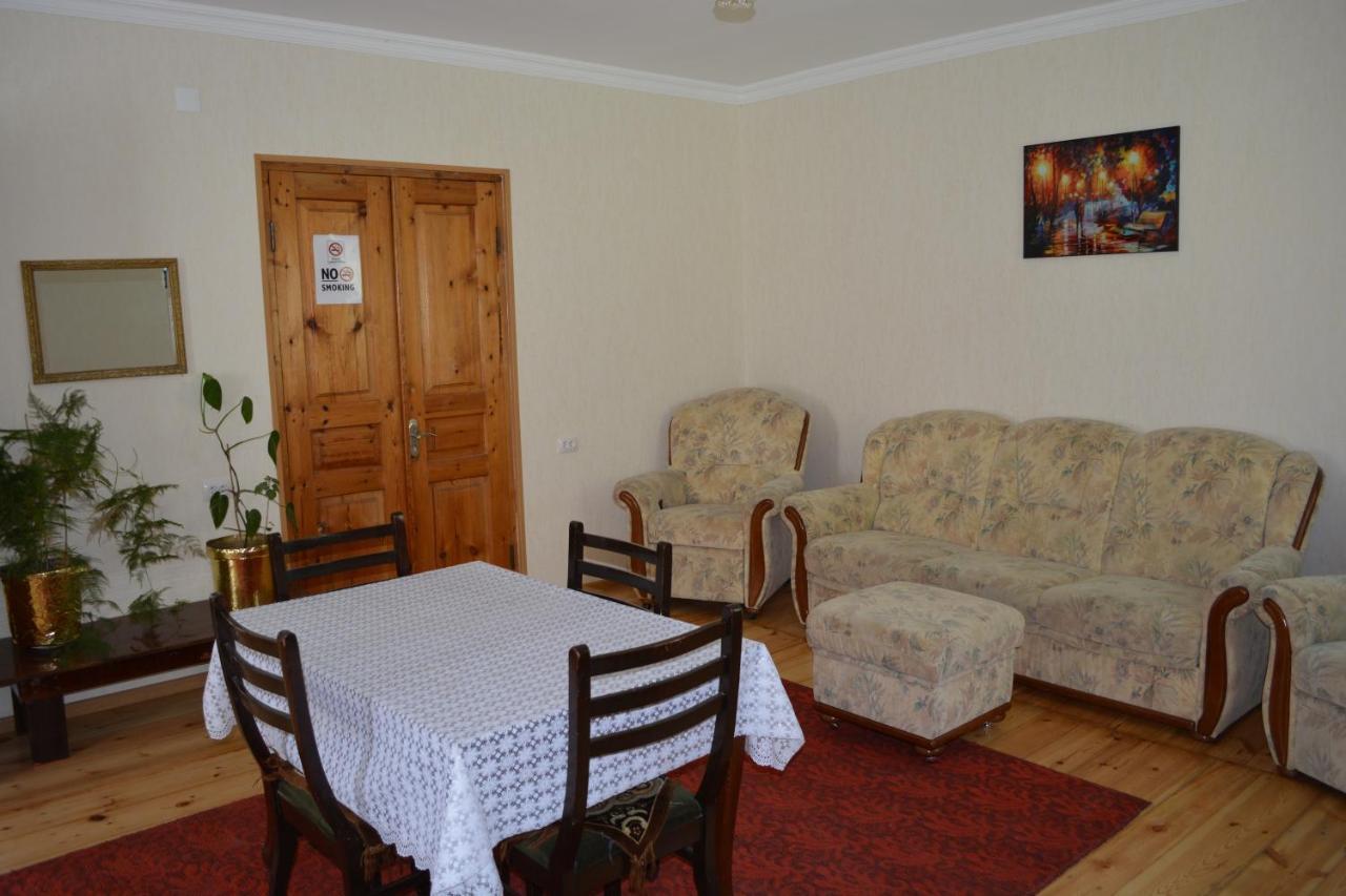 Ekaterine Guest House Stepantsminda Exterior foto